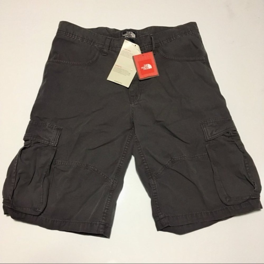 NWT The North Face Acadia Cargo Shorts Men's Waist Size 38 L Graphite Grey NEW